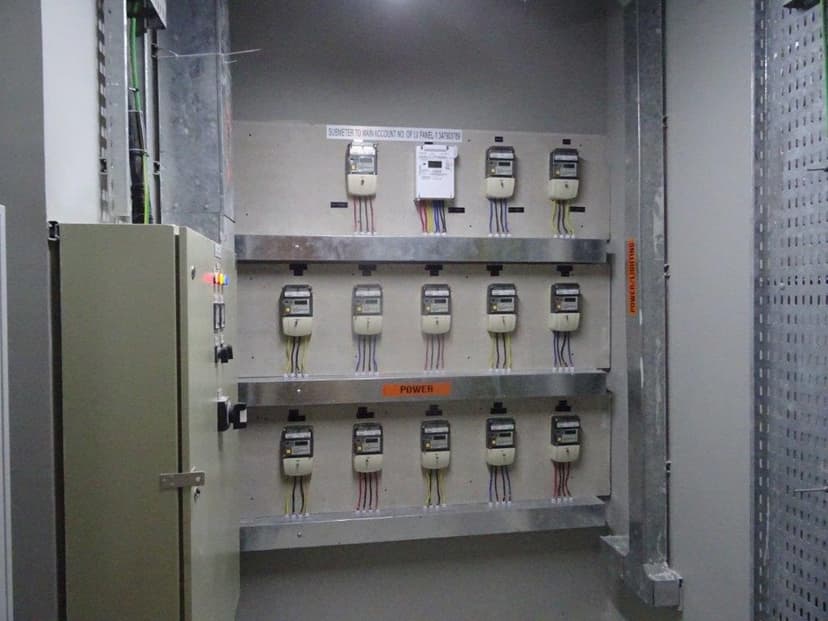 Azizi Riviera 11 construction — photo 16