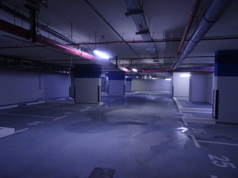 Azizi Riviera 10 construction — photo 12