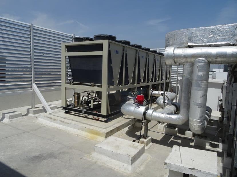 Azizi Riviera 5 construction — photo 11