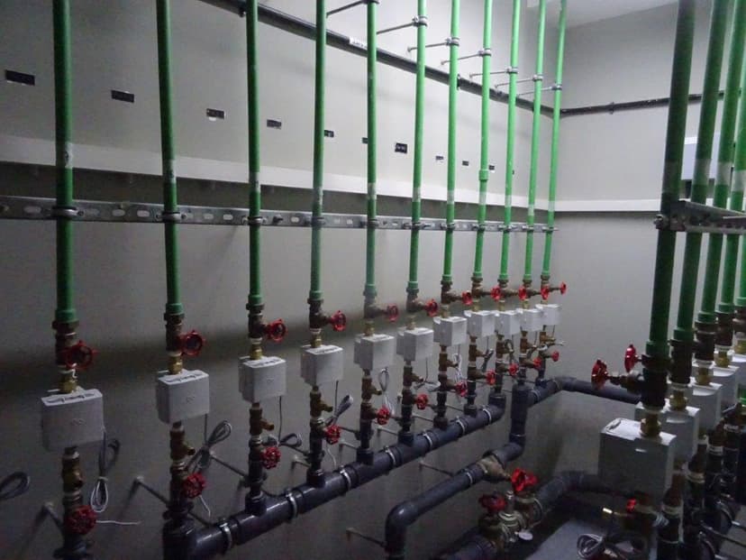 Azizi Riviera 5 construction — photo 7