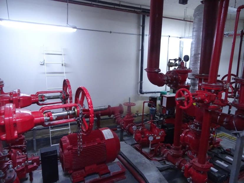 Azizi Riviera 15 construction — photo 7