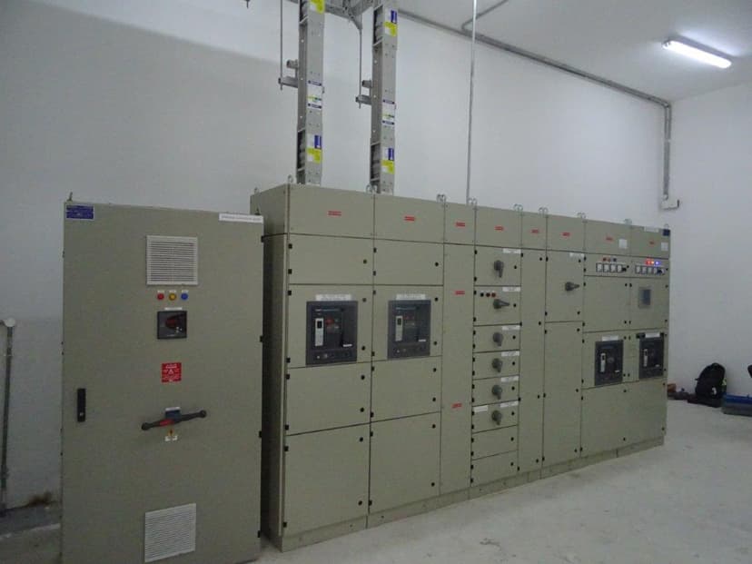 V2 construction — photo 3