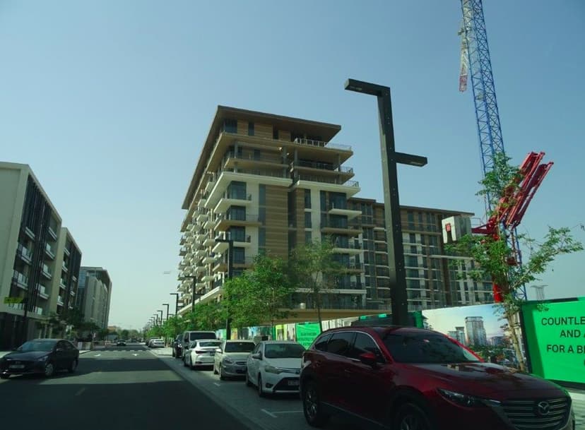 Central Park at City Walk -Building 1 construction — photo 14