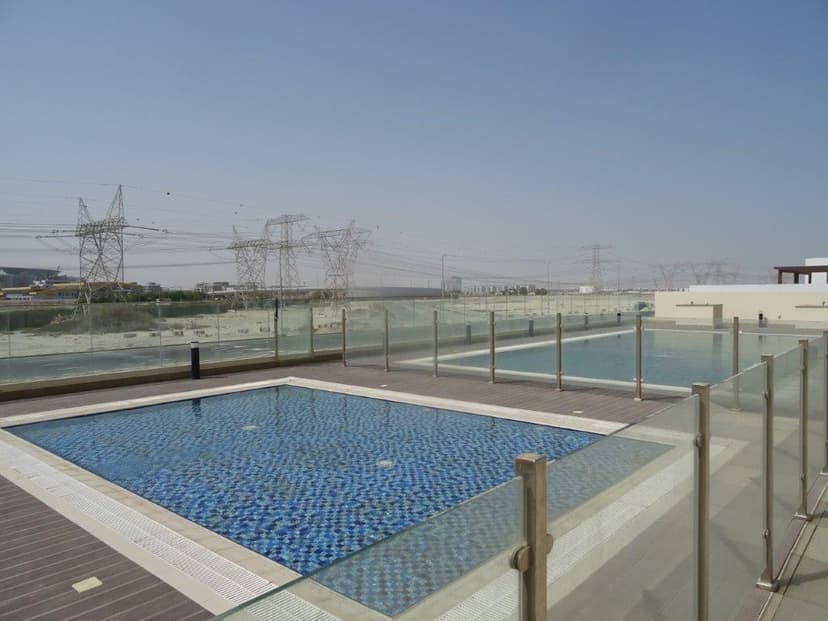Azizi Riviera 31 construction — photo 17