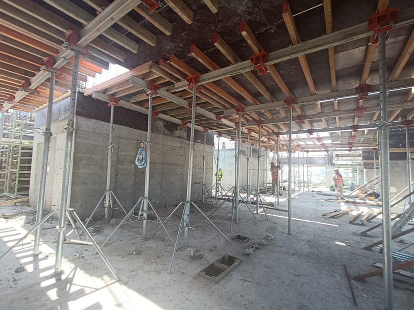 Celadon construction — photo 65