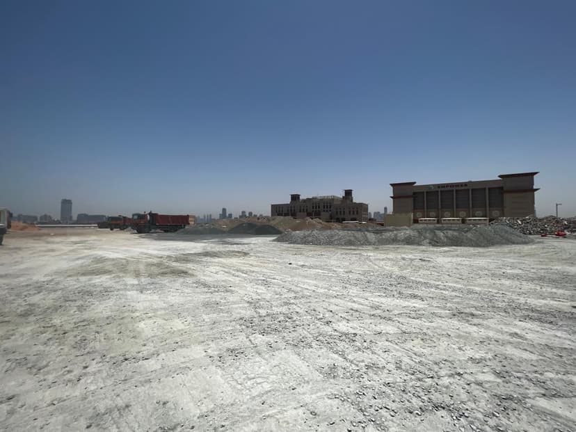 Sls Residences at Palm Jumeirah construction — photo 57