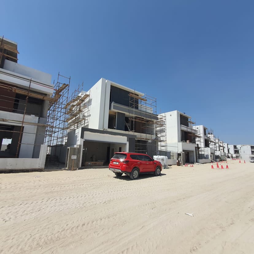 Paradise Hills construction — photo 33