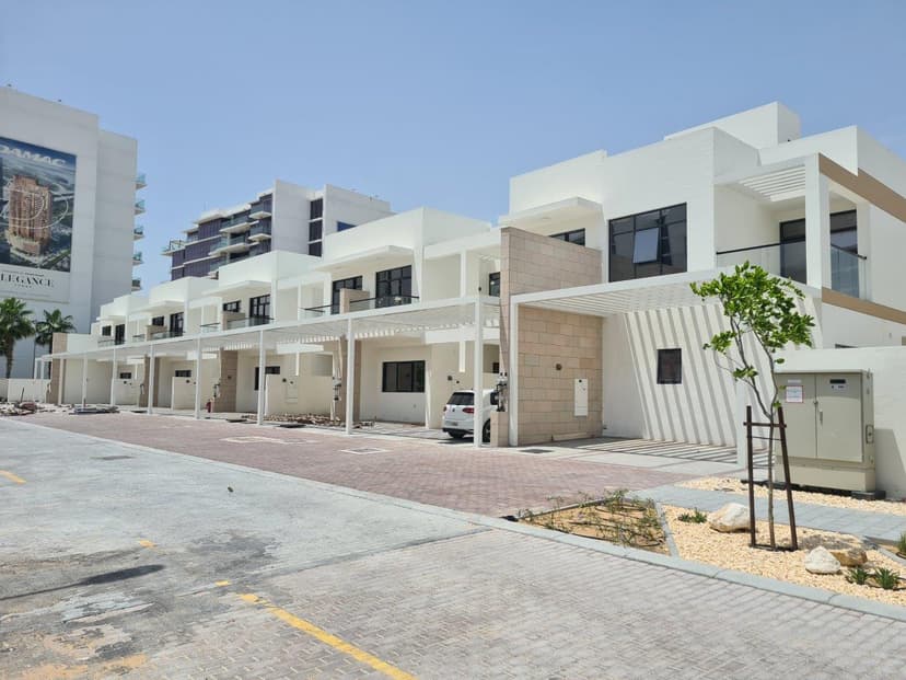 DAMAC Hills-park Residences 4 construction — photo 18