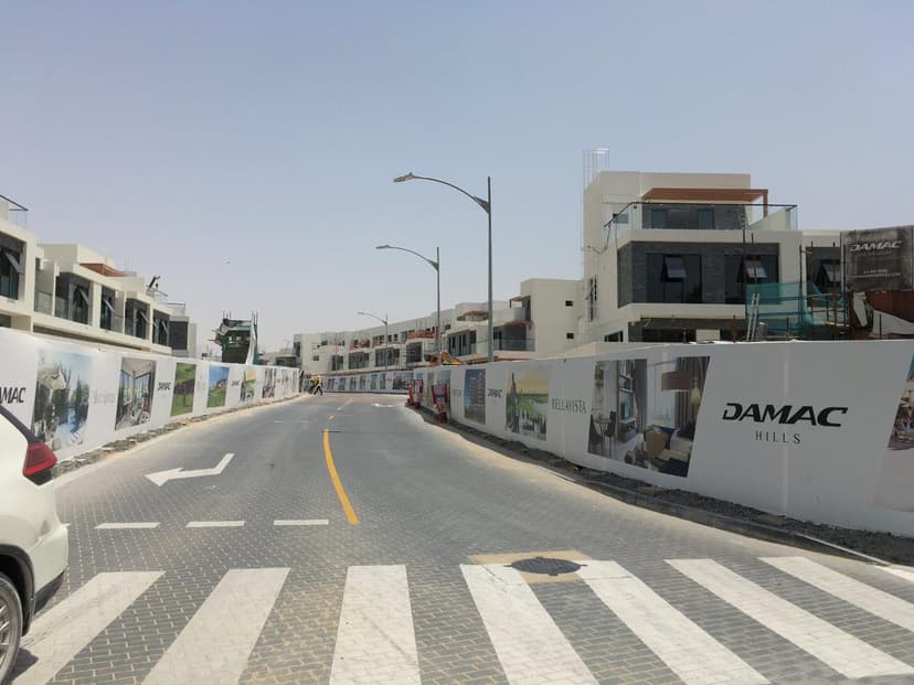 DAMAC Hills - Silver Springs 3 construction — photo 18