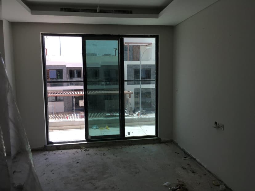 DAMAC Hills - Silver Springs 3 construction — photo 22