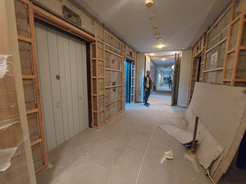 Peninsula One construction — photo 22