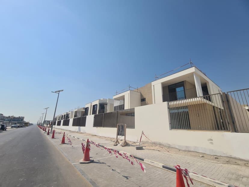 Tilal AL Furjan- Phase One construction — photo 21