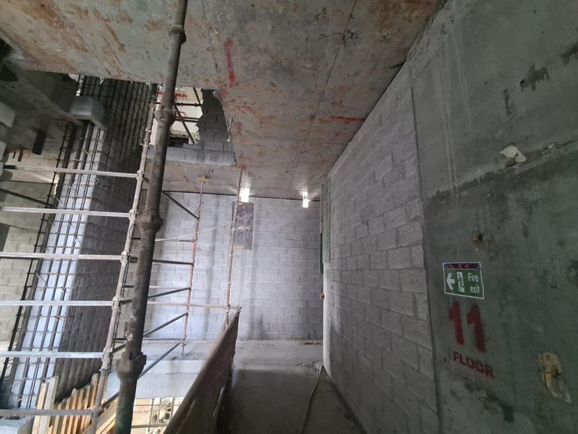 Luxury Family Residence construction — photo 30