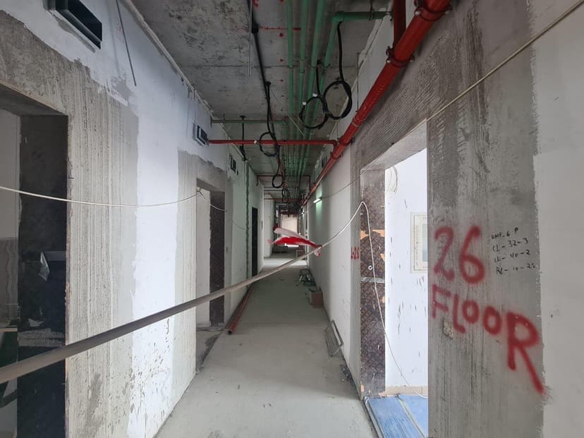 Luxury Family Residence construction — photo 28
