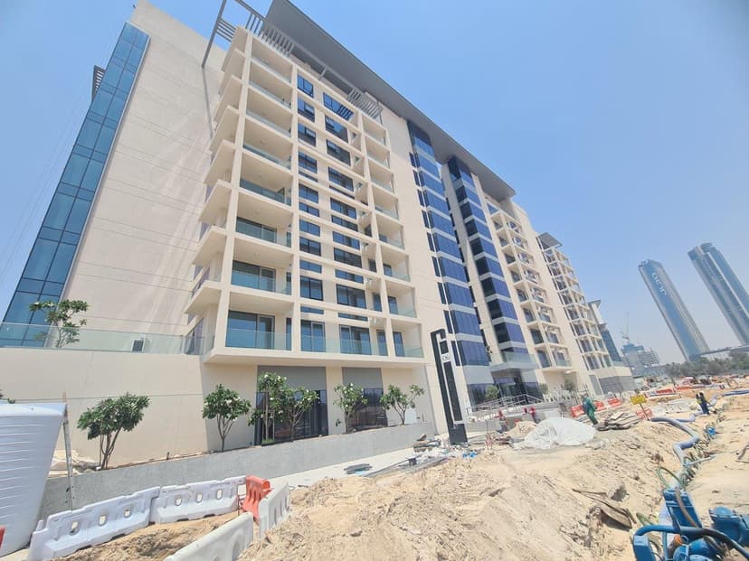 Canal Front Residences-CF5&CF6 construction — photo 12