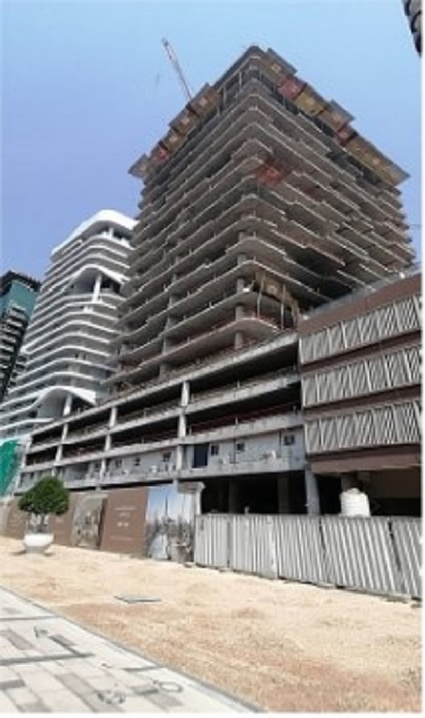 Luxury Family Residence III construction — photo 24