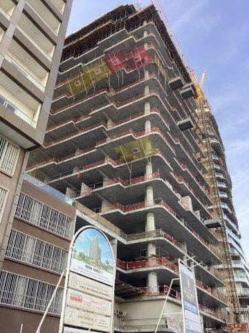Luxury Family Residence III construction — photo 30