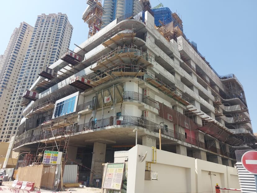 Liv Lux construction — photo 51