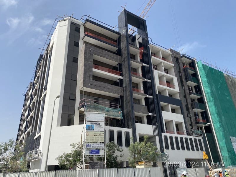 Maya Residences 5 construction — photo 18
