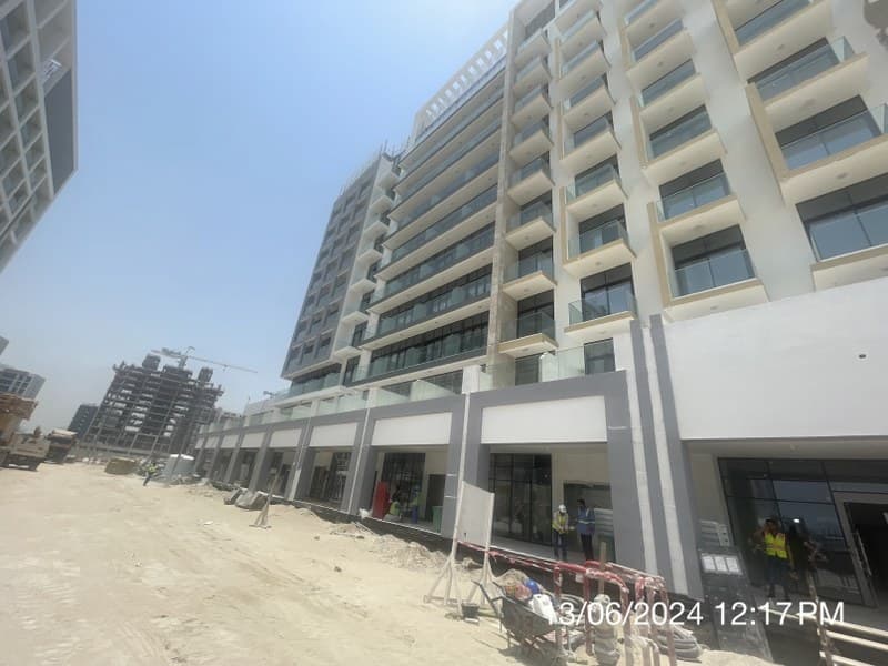 Azizi Riviera 61 construction — photo 14