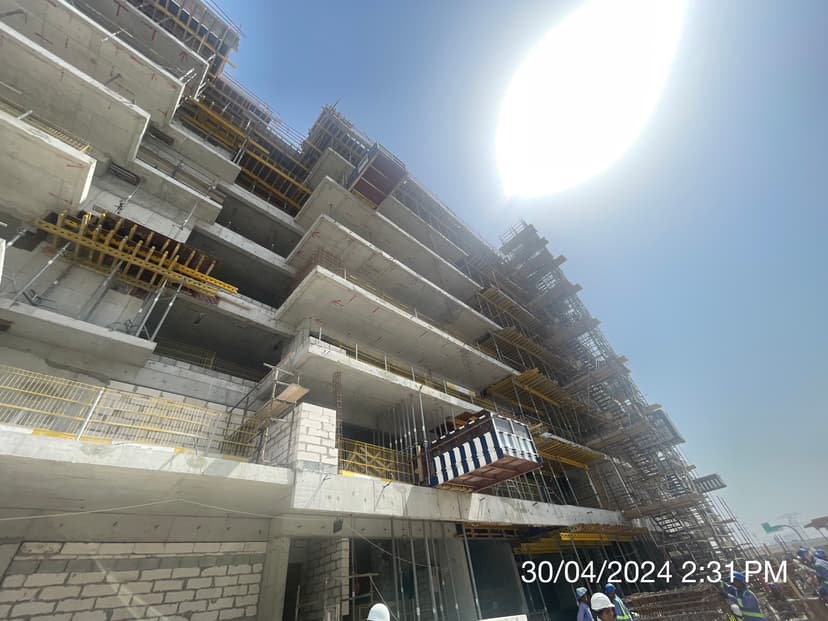 Azizi Riviera 69 construction — photo 41
