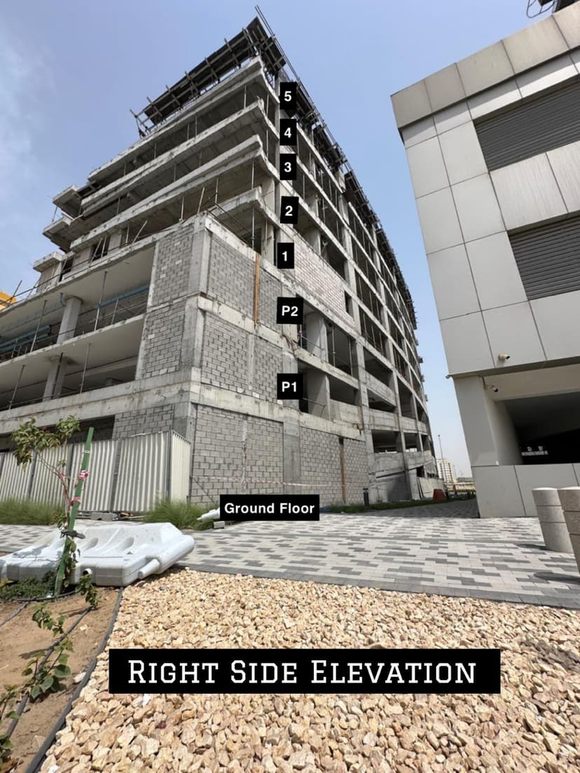 Iliyaa 5 construction — photo 28
