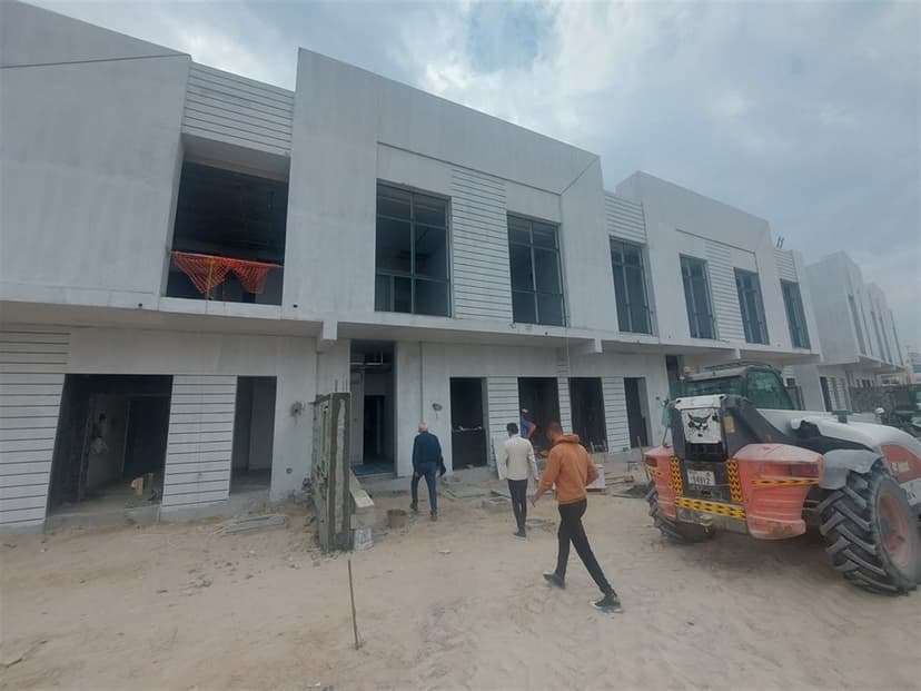 MAYA Luxury Collection construction — photo 31