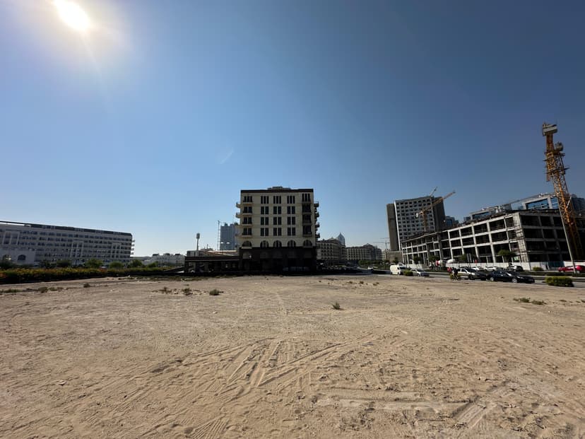 Bond Enclave construction — photo 11