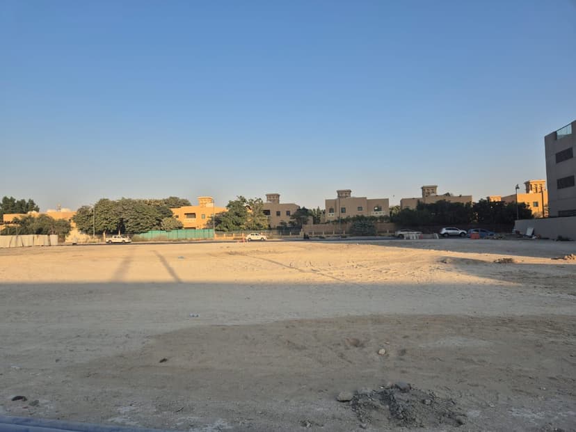 Al Furjan construction — photo 3