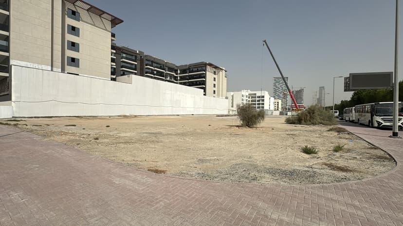 Guzel Towers construction — photo 10