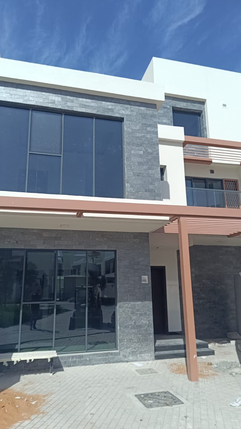 DAMAC Hills - Silver Springs 3 construction — photo 7