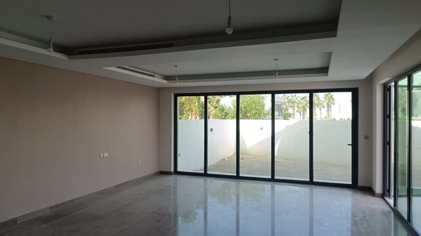 DAMAC Hills - Silver Springs 3 construction — photo 9