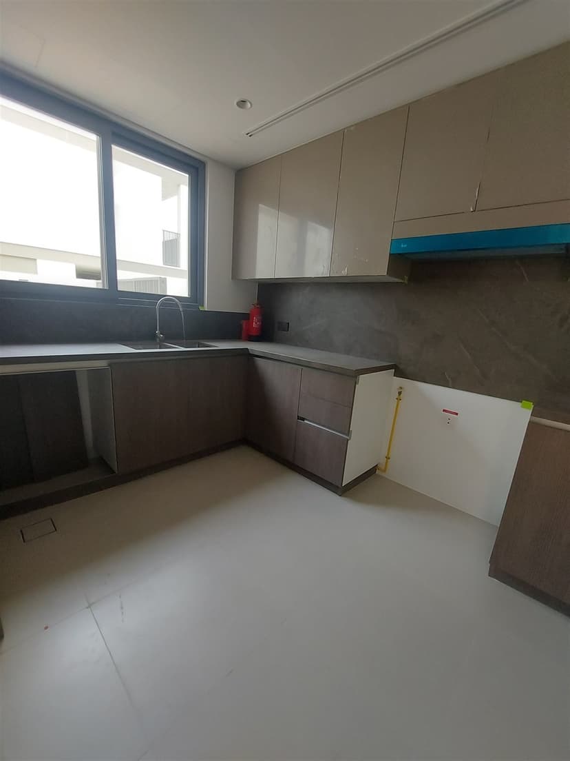 Aura construction — photo 33