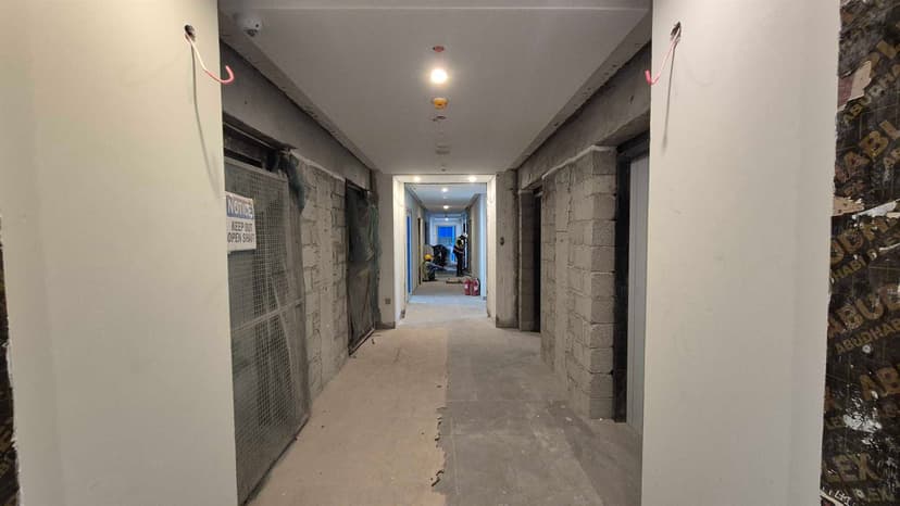 Peninsula Two construction — photo 34