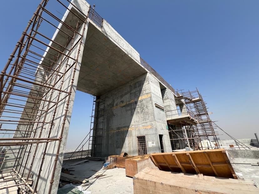 Luxury Family Residence construction — photo 15