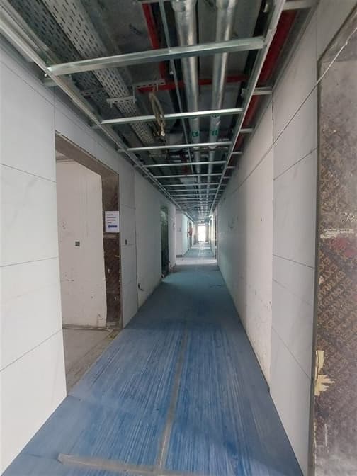 Luxury Family Residence construction — photo 17