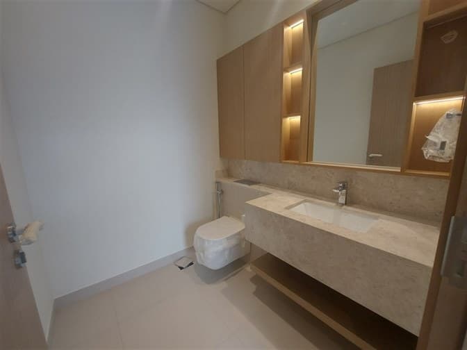 Address Hillcrest construction — photo 44