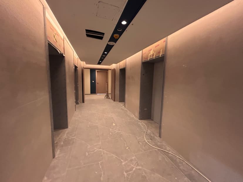 Peninsula Four construction — photo 28