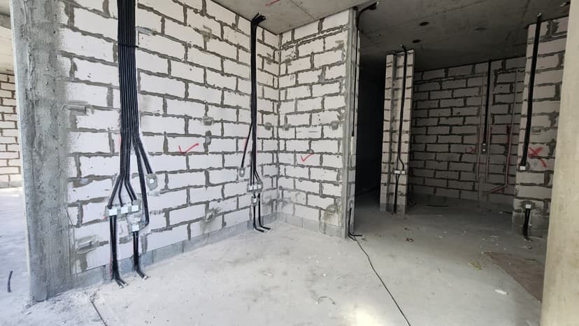 Luxury Family Residence III construction — photo 9