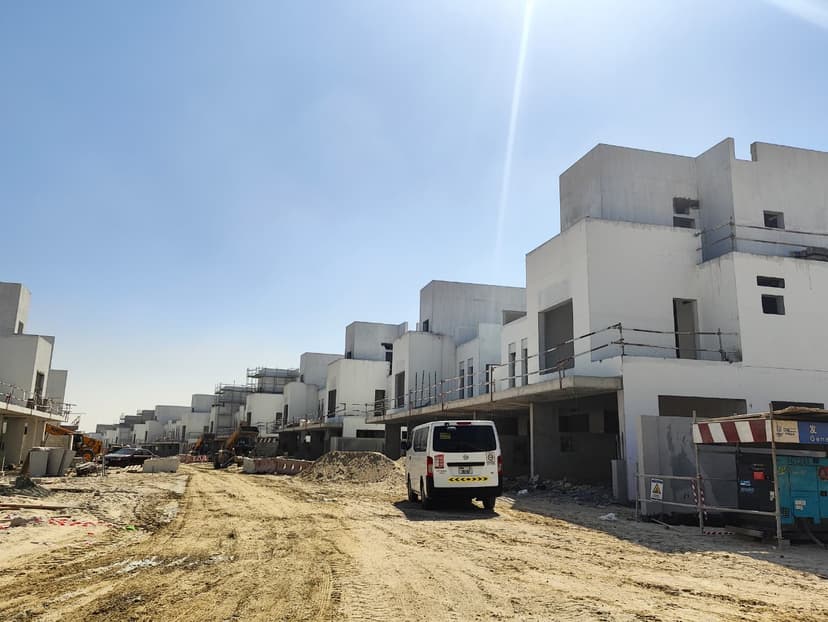 DAMAC Lagoons - Mykonos construction — photo 21