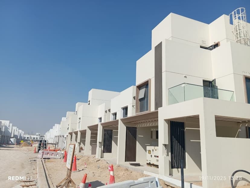 DAMAC Lagoons - Marbella construction — photo 17