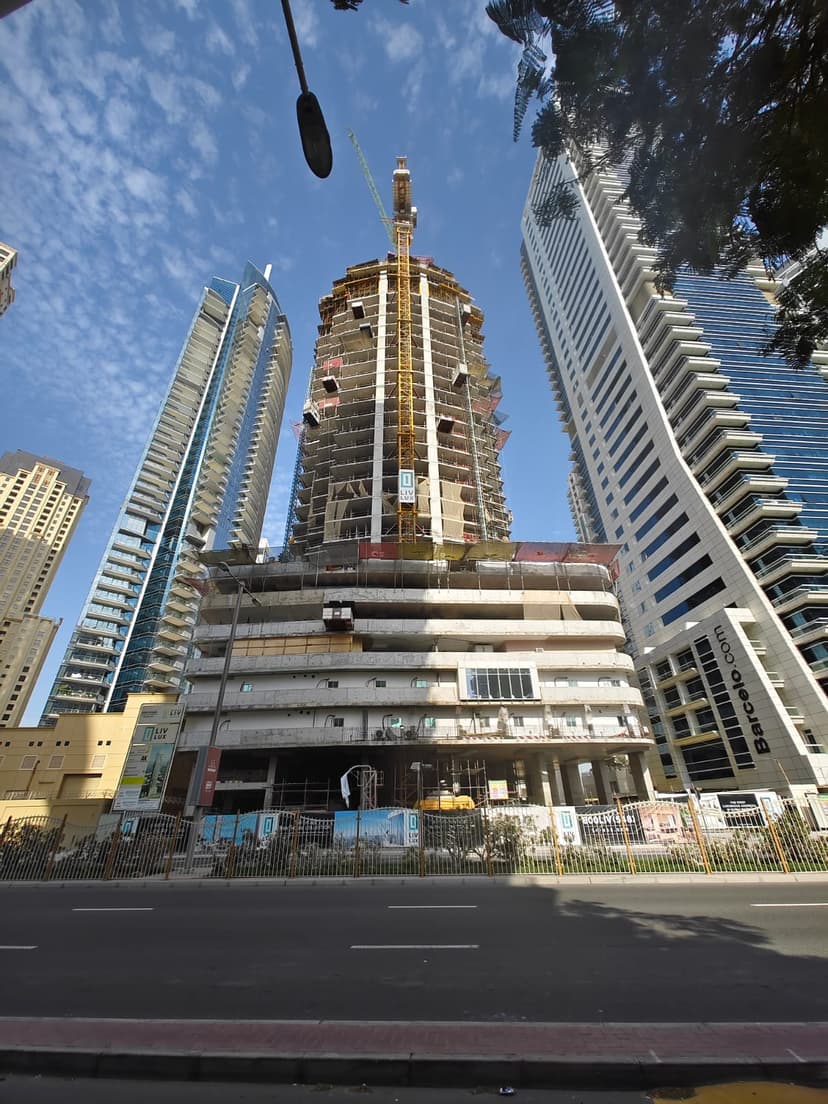 Liv Lux construction — photo 44