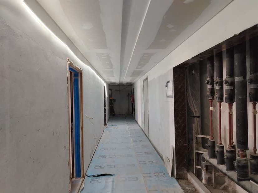 The EDGE construction — photo 32
