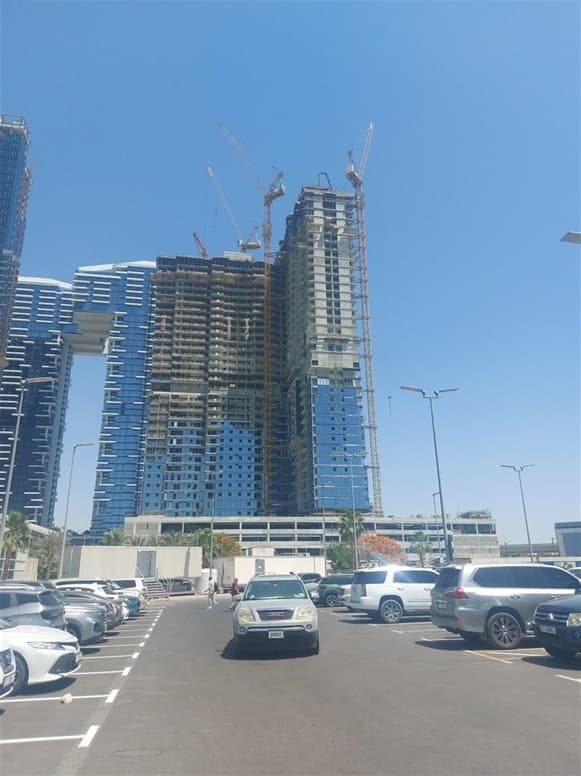 Park Views Residences A construction — photo 15