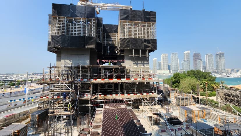 DAMAC Bay 2 construction — photo 21