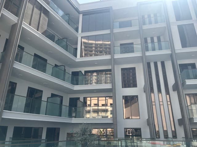 Lumina Vista Residences construction — photo 5