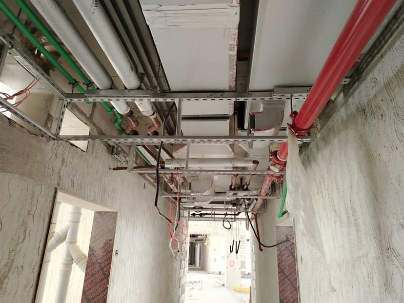Azizi Venice 4 construction — photo 26