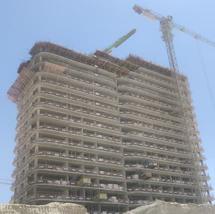 Azizi Venice 5 construction — photo 33