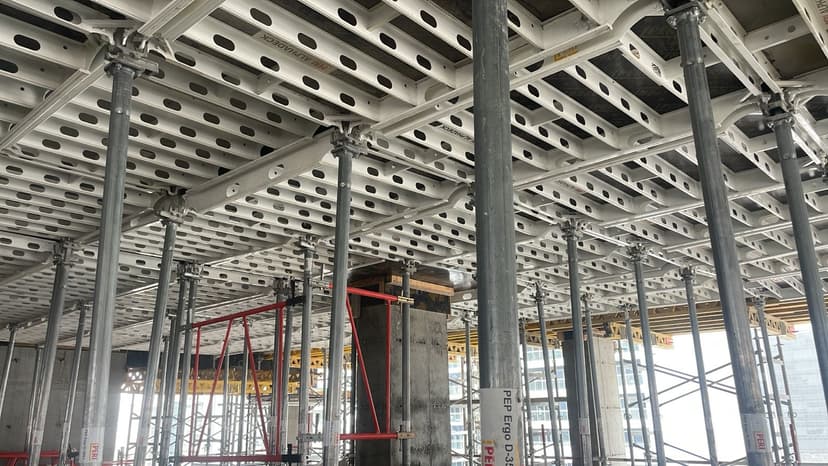 The Crestmark construction — photo 28
