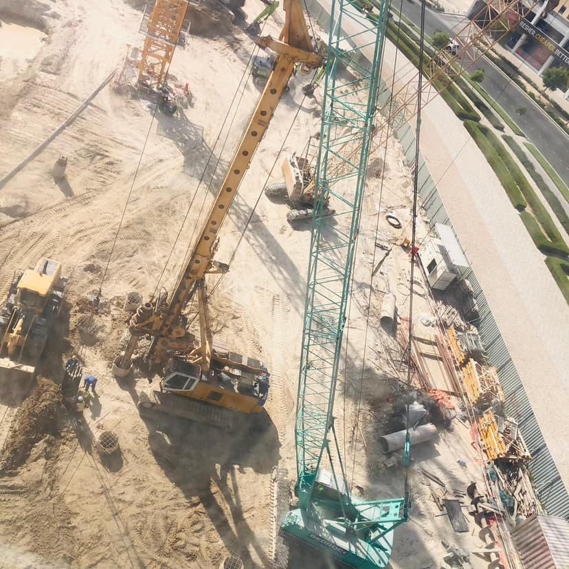 The central downtown construction — photo 14